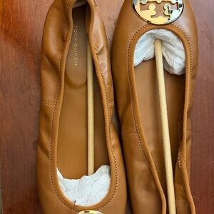 Tory Burch Brown Leather Flats with Gold Logo